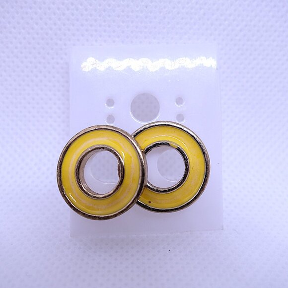 💎7/25💎NOS Vintage Retro 1980s Style Yellow Circle Pierced Stud Earrings - Picture 1 of 2